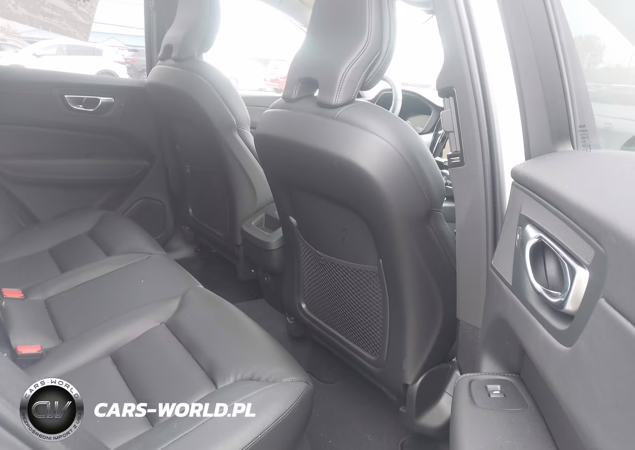 2025 Volvo Xc60 B5 Plus VIN:YV4M12RC5S1087587 - 8