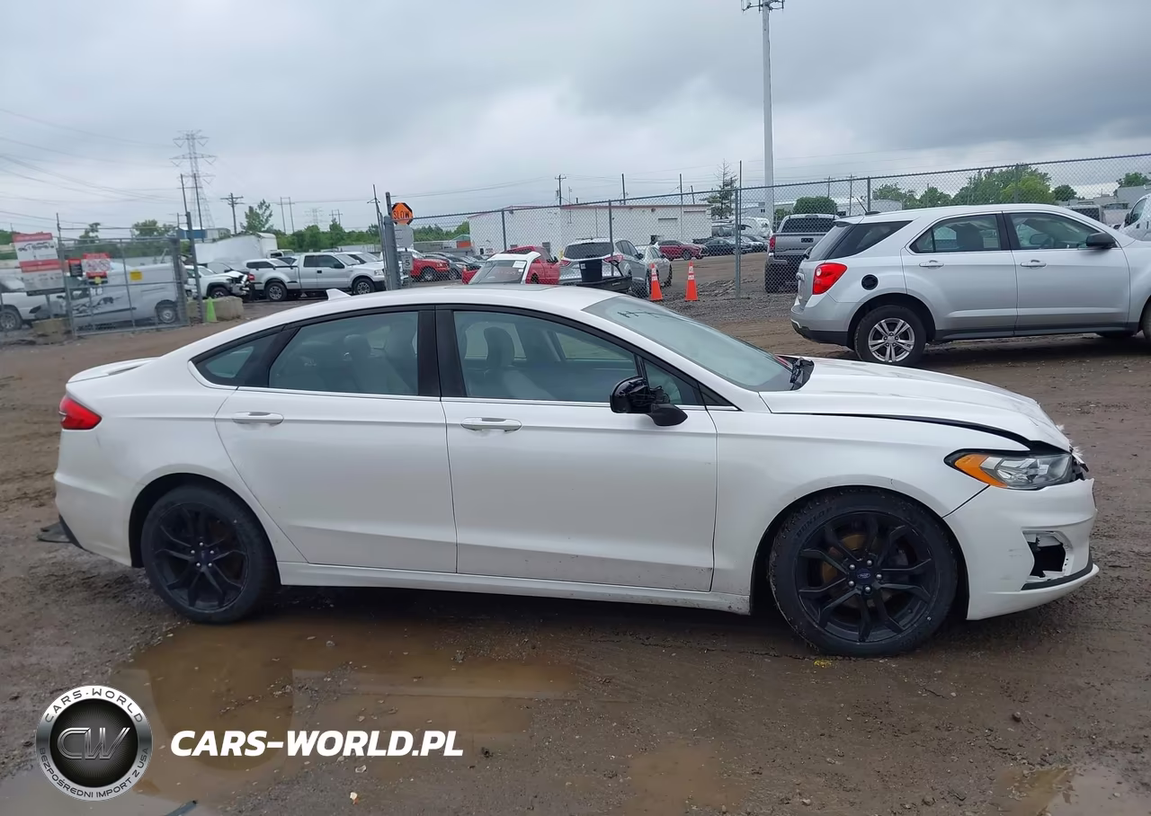 2019 Ford Fusion Se VIN:3FA6P0HD2KR282390 - 13