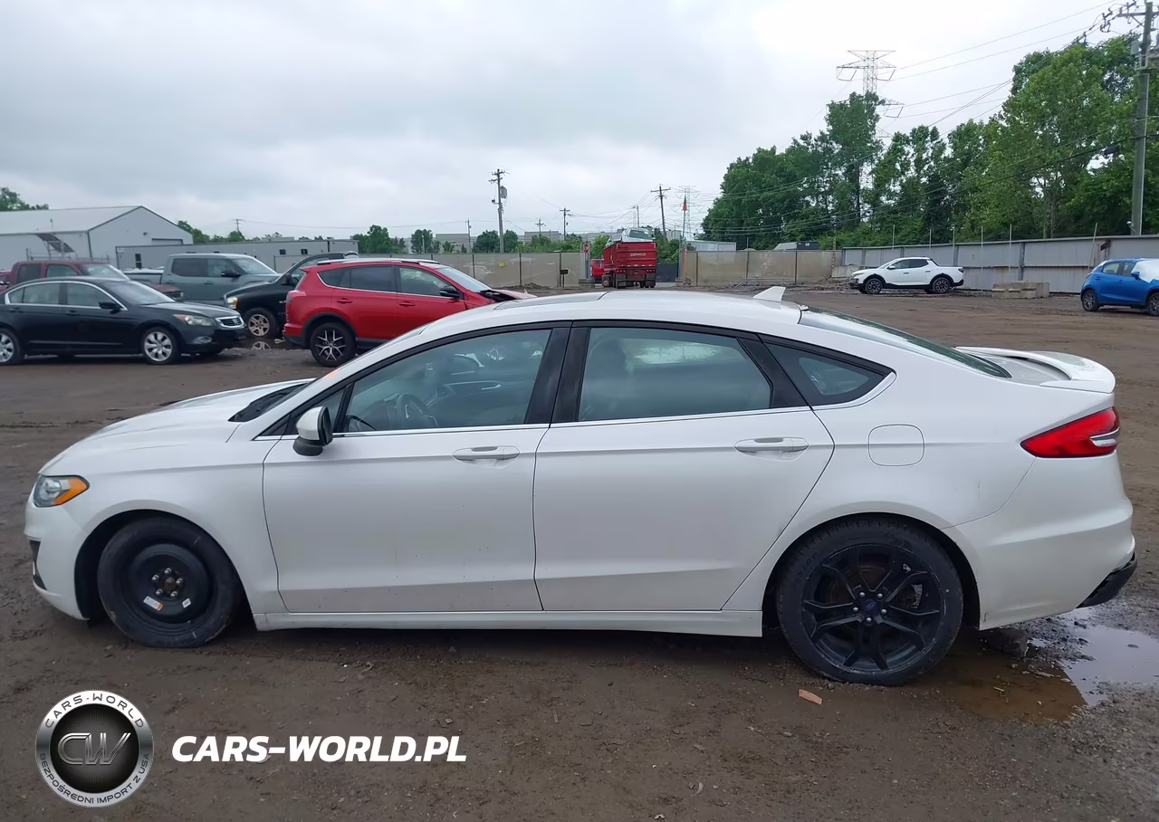 2019 Ford Fusion Se VIN:3FA6P0HD2KR282390 - 14