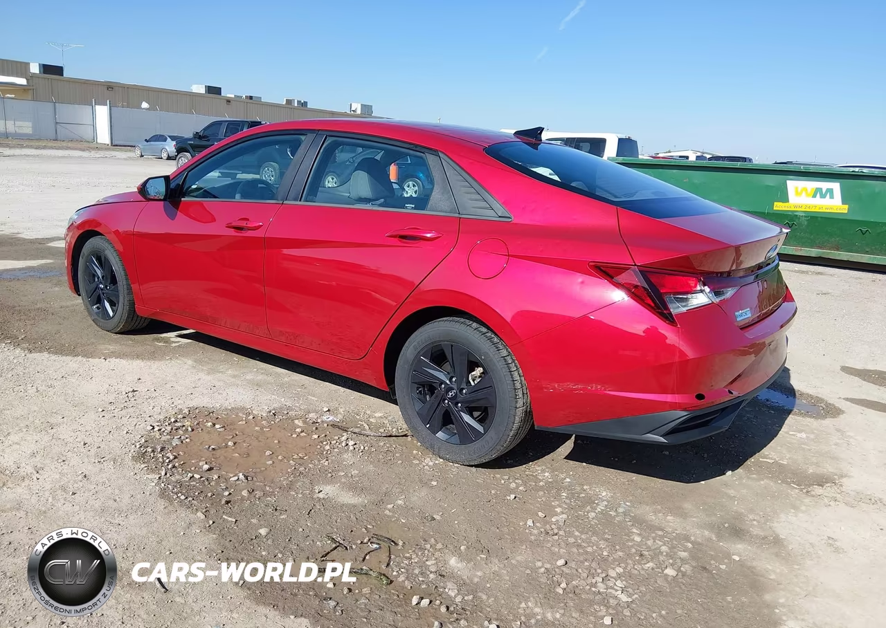 2022 Hyundai Elantra Sel VIN:5NPLS4AG3NH075232 - 3
