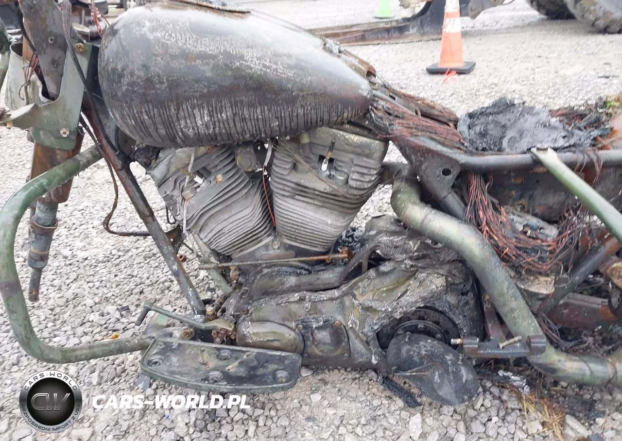 2002 Harley-Davidson Flhtcui VIN:1HD1FCW192Y659833 - 9