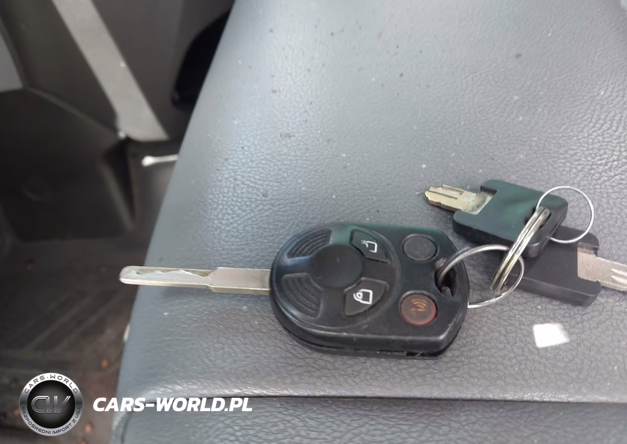 2018 Ford Transit-250 VIN:1FTYR2CM3JKA41294 - 11