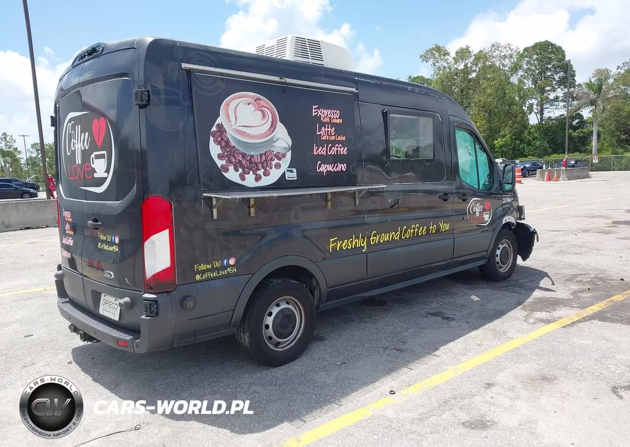 2018 Ford Transit-250 VIN:1FTYR2CM3JKA41294 - 4