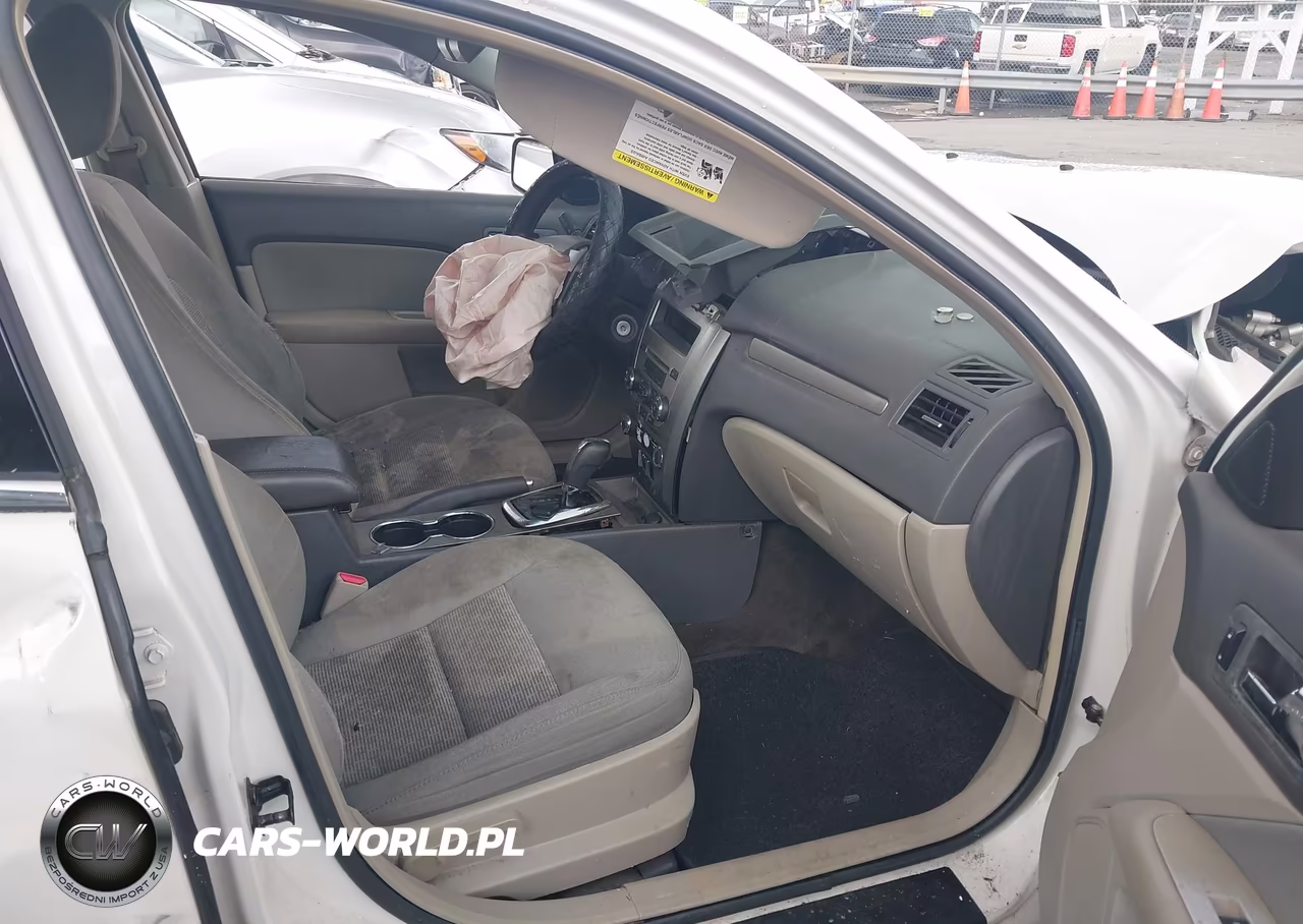 2010 Ford Fusion Se VIN:3FAHP0HA7AR311900 - 5