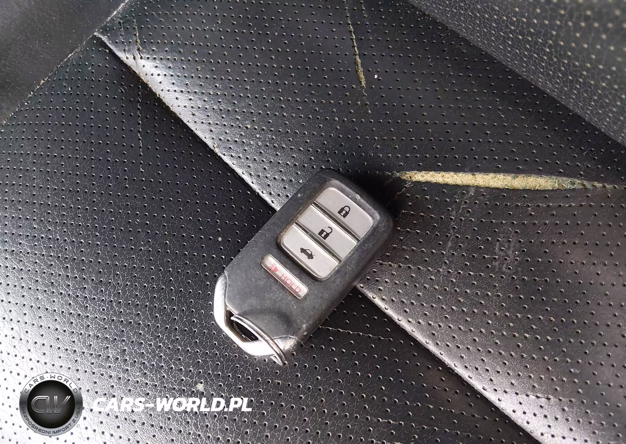 2014 Honda Accord Touring VIN:1HGCR3F97EA035180 - 11