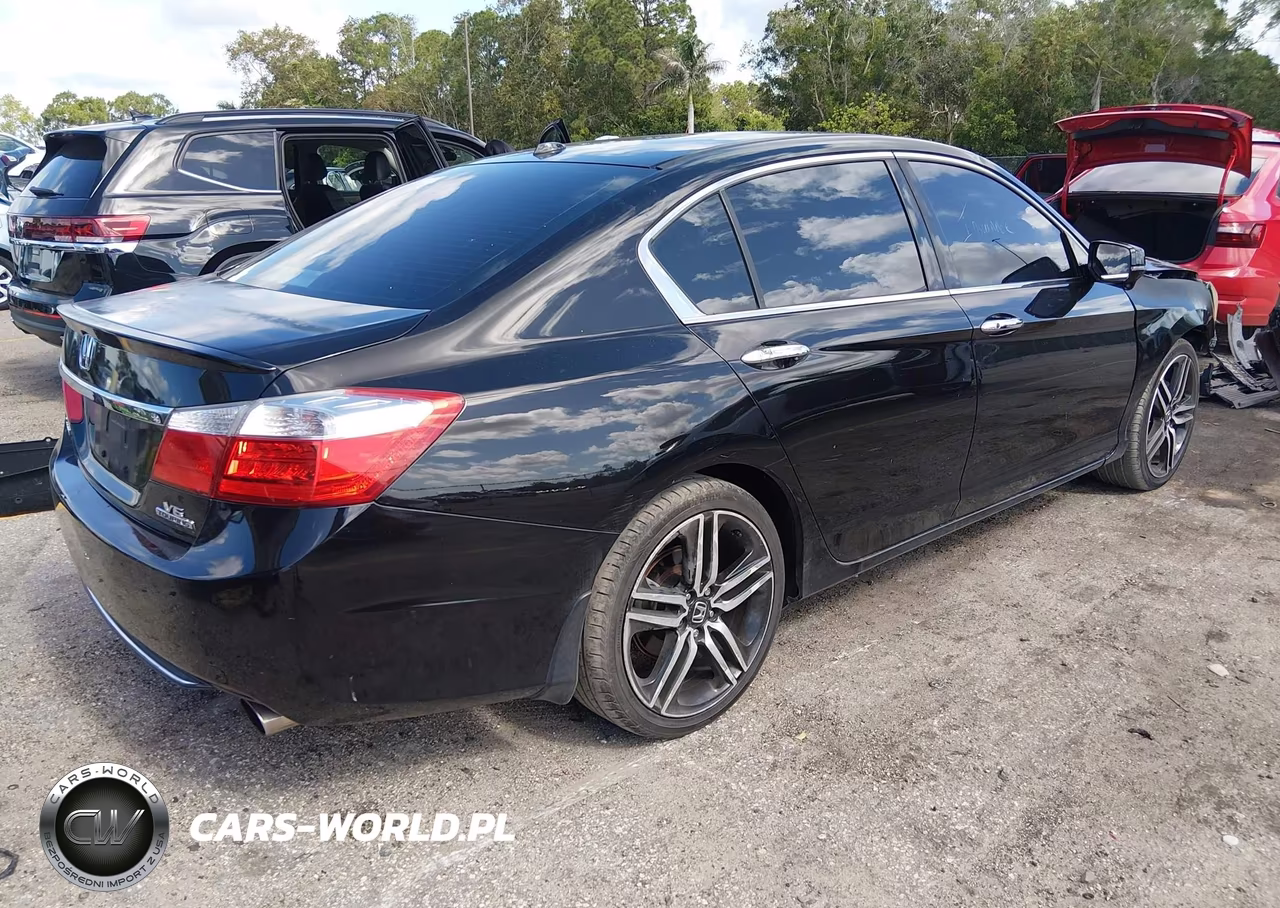 2014 Honda Accord Touring VIN:1HGCR3F97EA035180 - 4