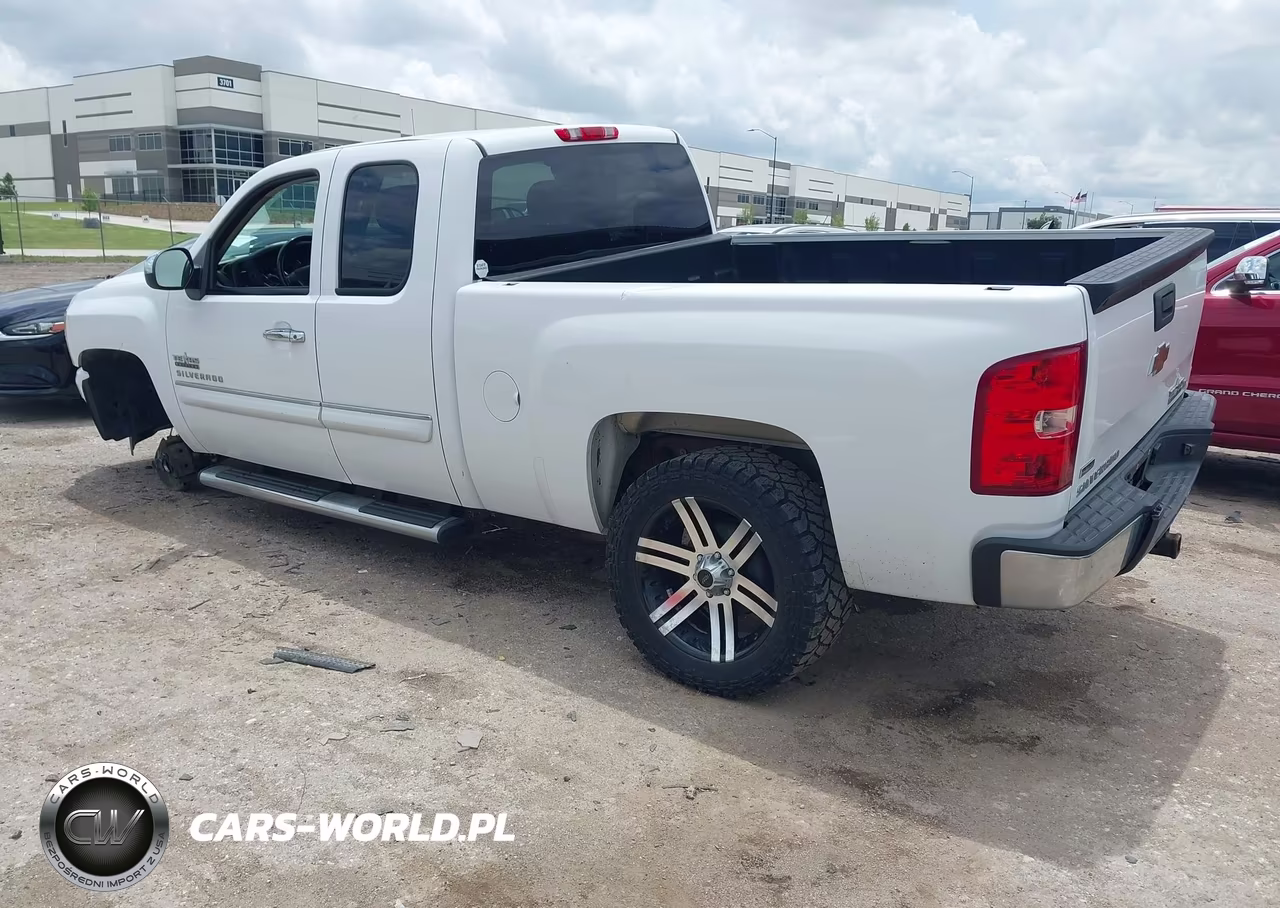 2011 Chevrolet Silverado 1500 Lt VIN:1GCRCSE04BZ255963 - 3