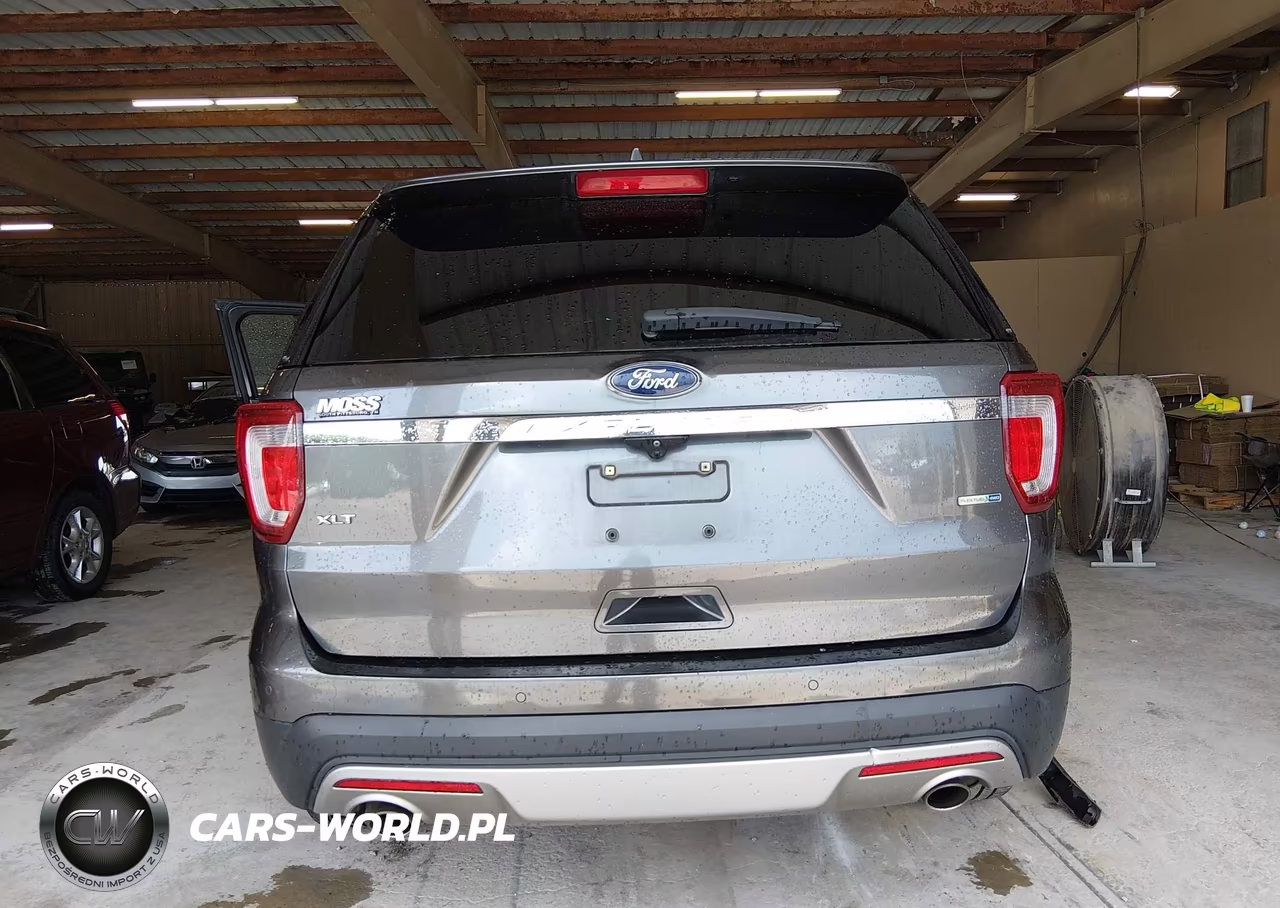 2016 Ford Explorer Xlt VIN:1FM5K8D82GGC21451 - 16