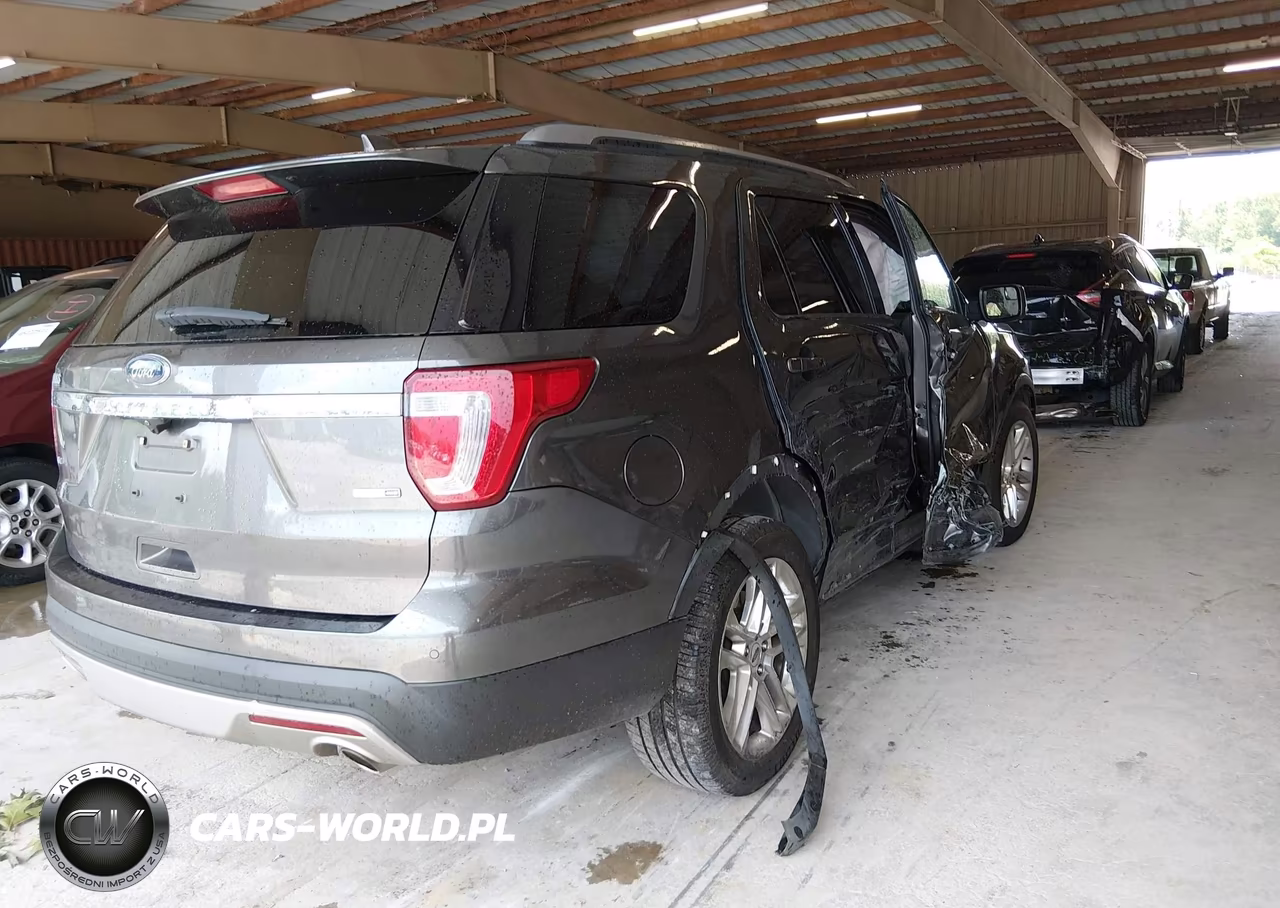 2016 Ford Explorer Xlt VIN:1FM5K8D82GGC21451 - 4