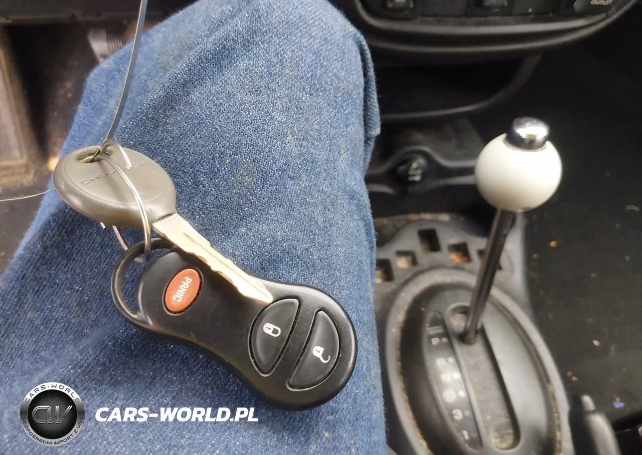 2004 Chrysler Pt Cruiser Touring VIN:3C4FY58874T220612 - 11