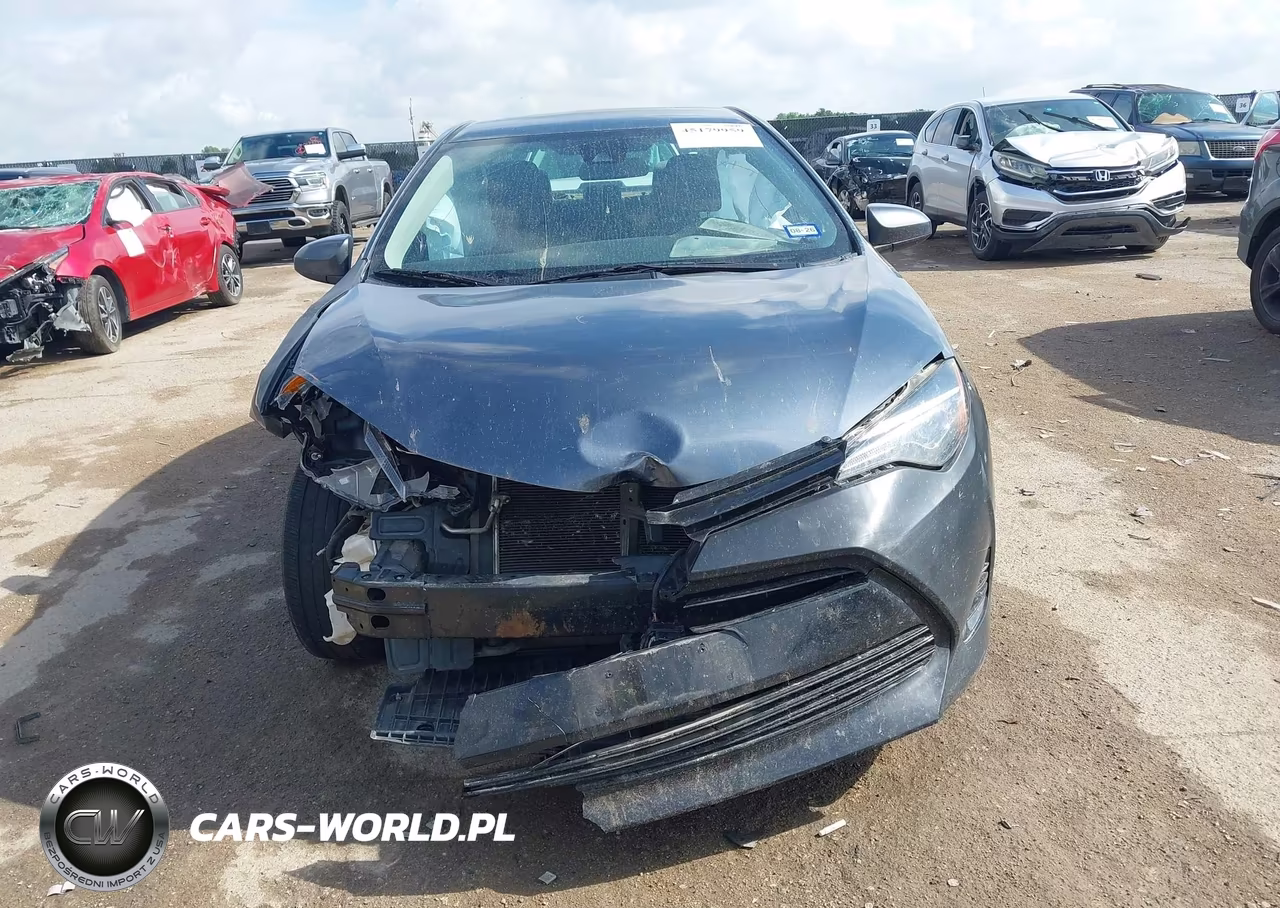 2017 Toyota Corolla Le VIN:5YFBURHE7HP708524 - 12