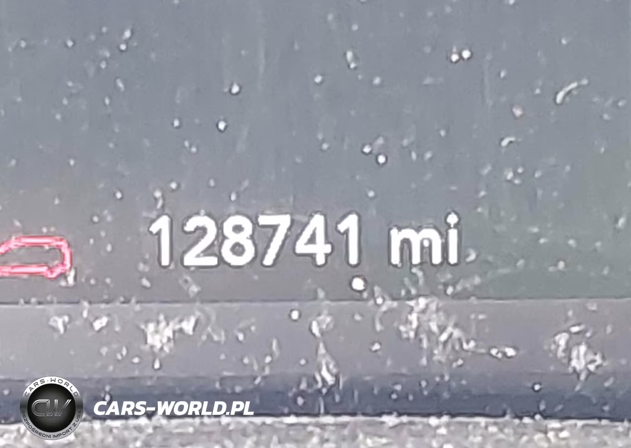 2020 Chrysler Voyager Lx VIN:2C4RC1CG1LR250810 - 15