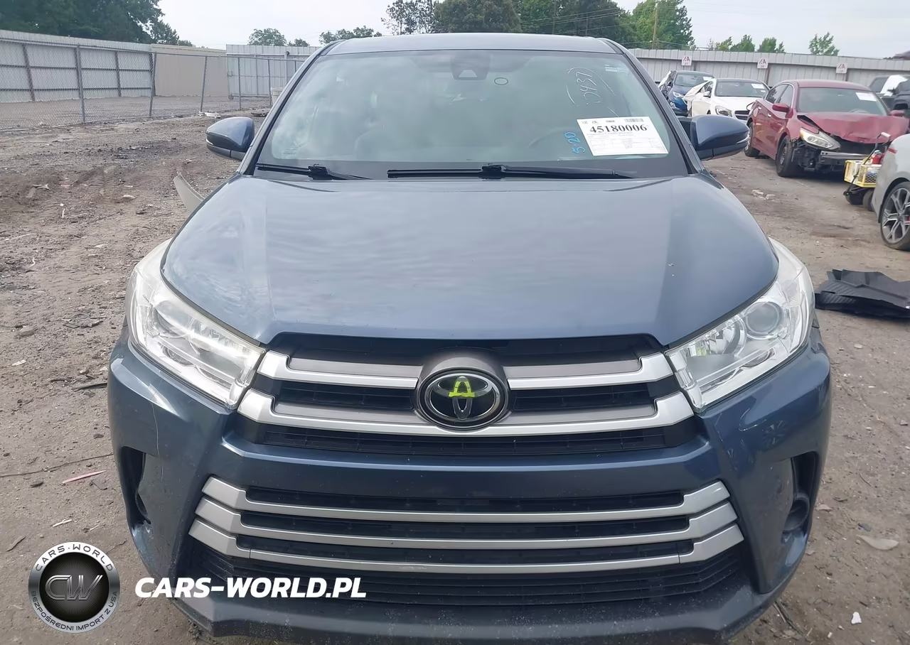 2019 Toyota Highlander Le VIN:5TDZARFH9KS057352 - 12