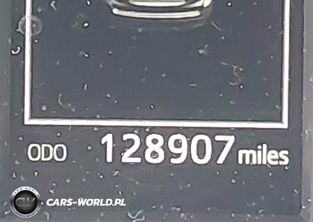 2019 Toyota Highlander Le VIN:5TDZARFH9KS057352 - 15