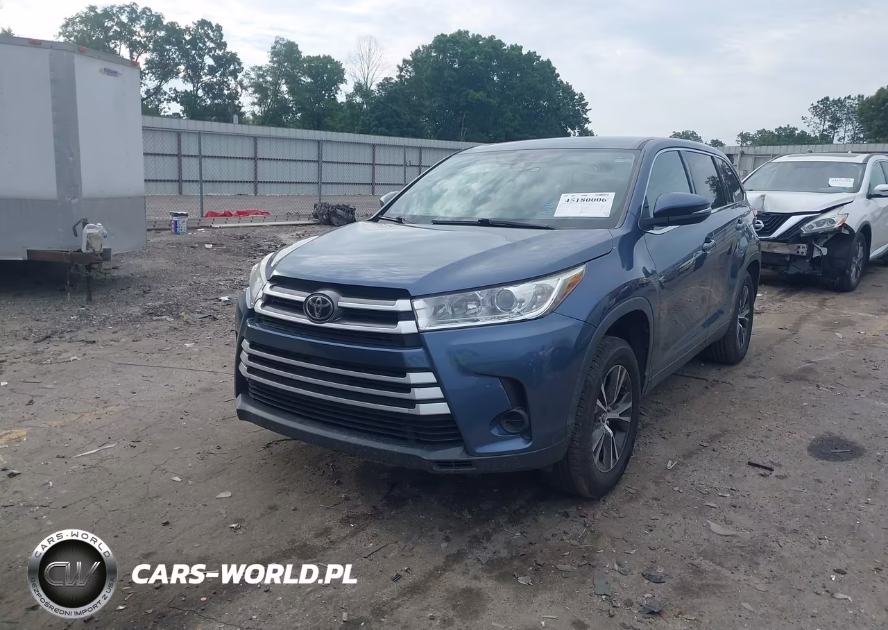 2019 Toyota Highlander Le VIN:5TDZARFH9KS057352 - 2