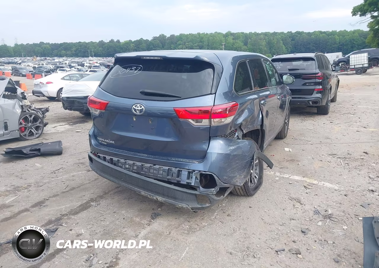 2019 Toyota Highlander Le VIN:5TDZARFH9KS057352 - 4