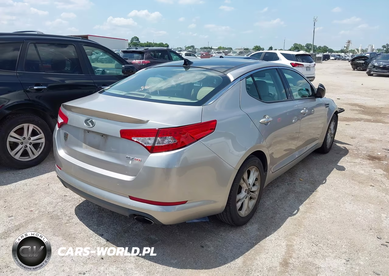2011 Kia Optima Ex VIN:KNAGN4A75B5172739 - 4