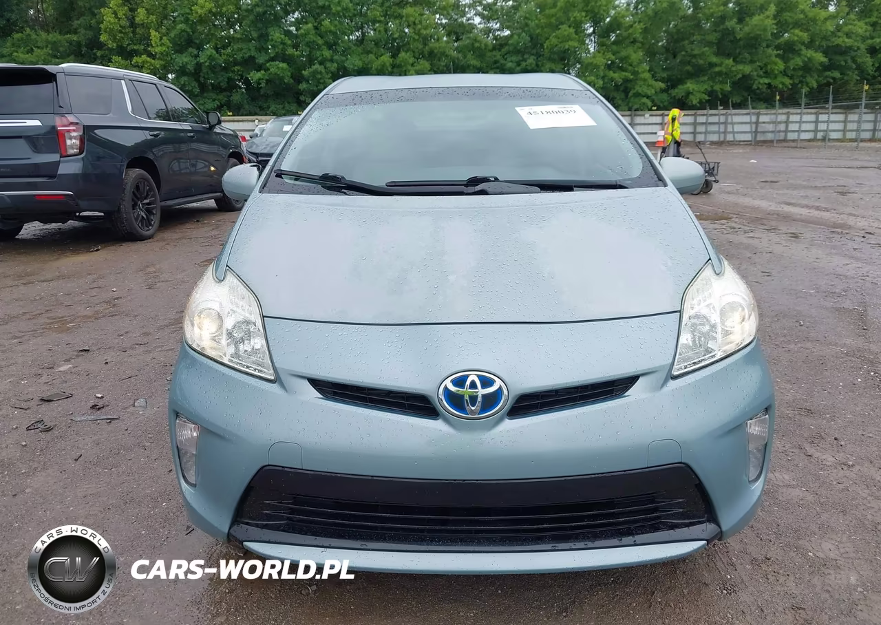 2014 Toyota Prius Two VIN:JTDKN3DUXE1840913 - 6