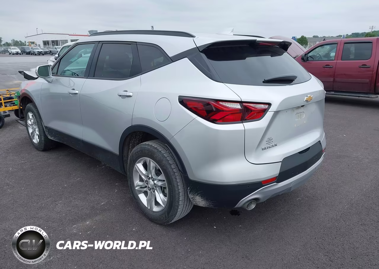 2019 Chevrolet Blazer VIN:3GNKBBRAXKS701089 - 3