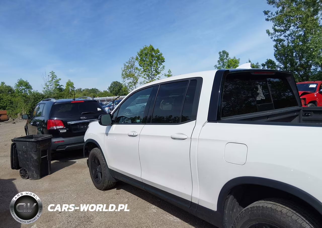 2022 Honda Ridgeline Black Edition VIN:5FPYK3F82NB029852 - 15