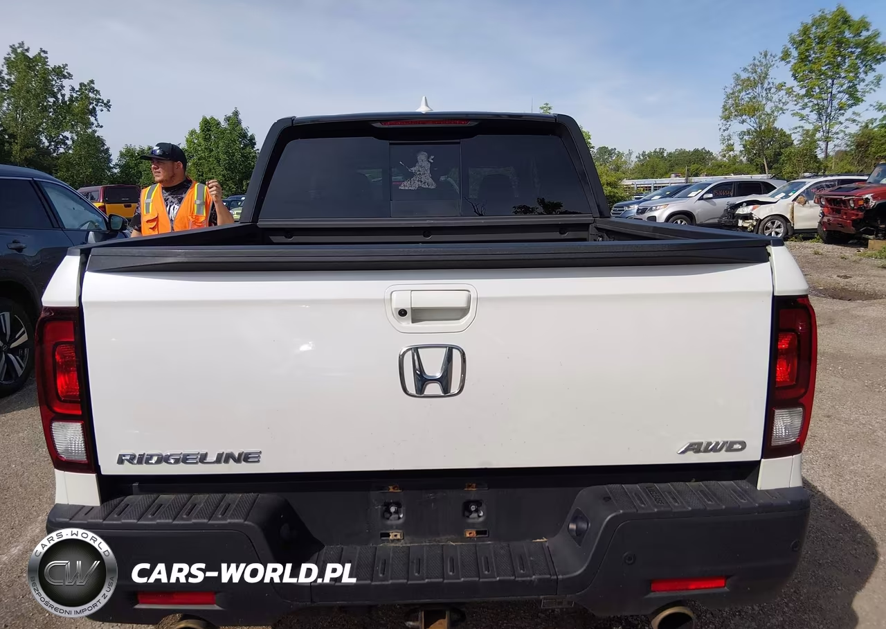 2022 Honda Ridgeline Black Edition VIN:5FPYK3F82NB029852 - 17