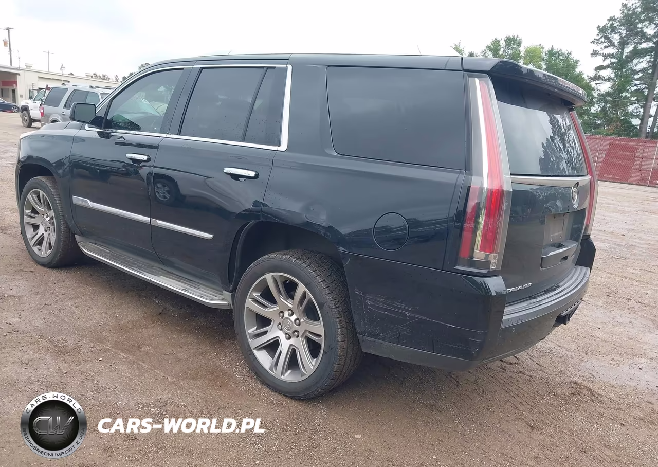 2015 Cadillac Escalade Luxury VIN:1GYS4BKJ0FR163941 - 3