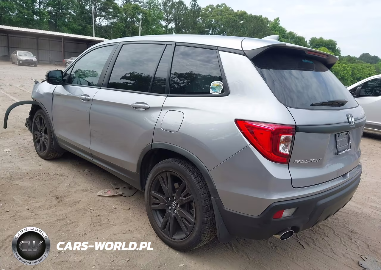 2019 Honda Passport Sport VIN:5FNYF7H21KB004031 - 3