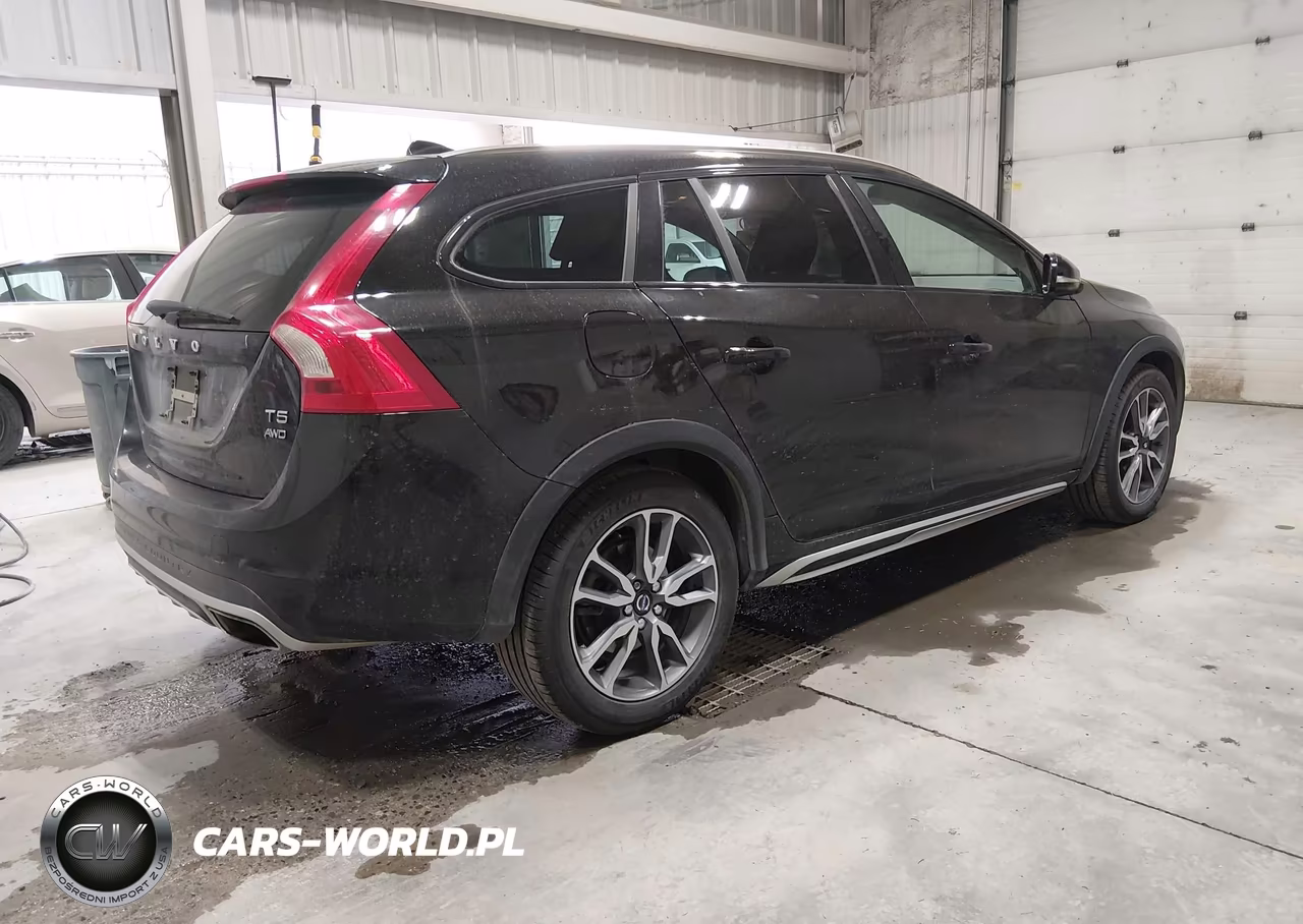 2016 Volvo V60 Cross Country T5 VIN:YV4612HK4G1006040 - 4