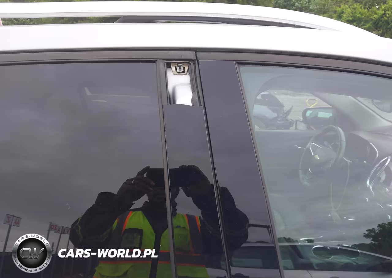 2019 Chevrolet Equinox Premier VIN:3GNAXPEX0KL126029 - 18