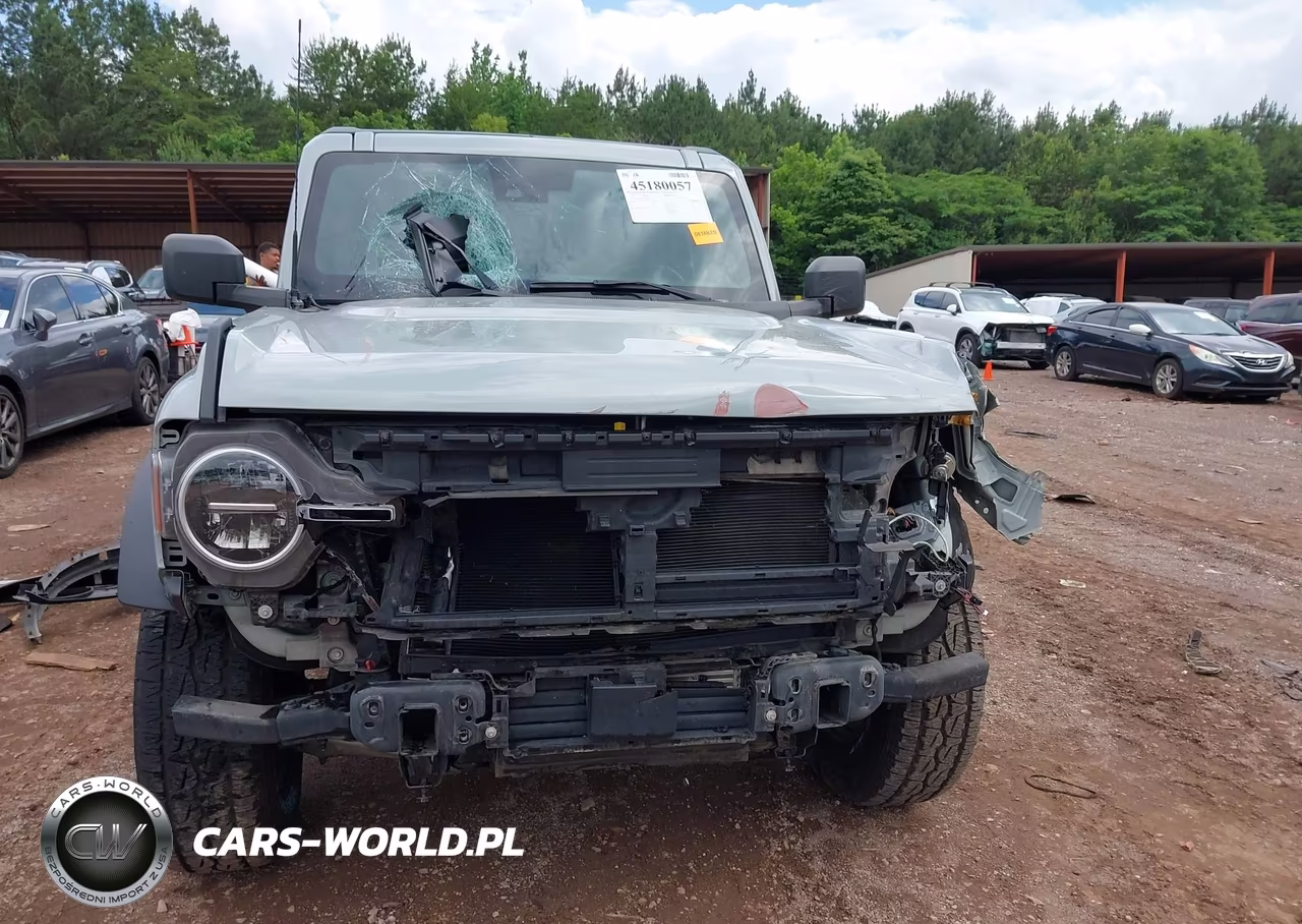 2022 Ford Bronco Black Diamond VIN:1FMDE5AH5NLB67153 - 13
