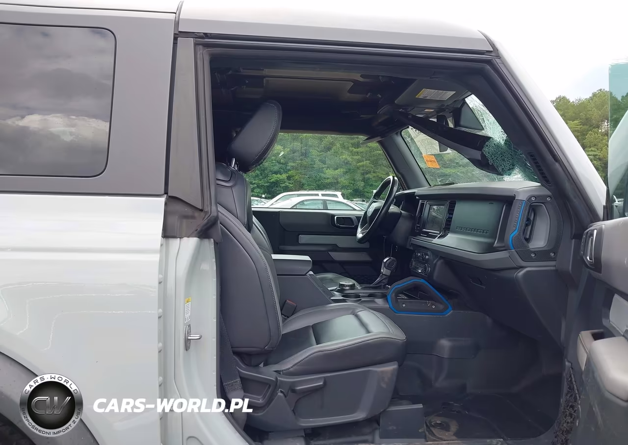 2022 Ford Bronco Black Diamond VIN:1FMDE5AH5NLB67153 - 5