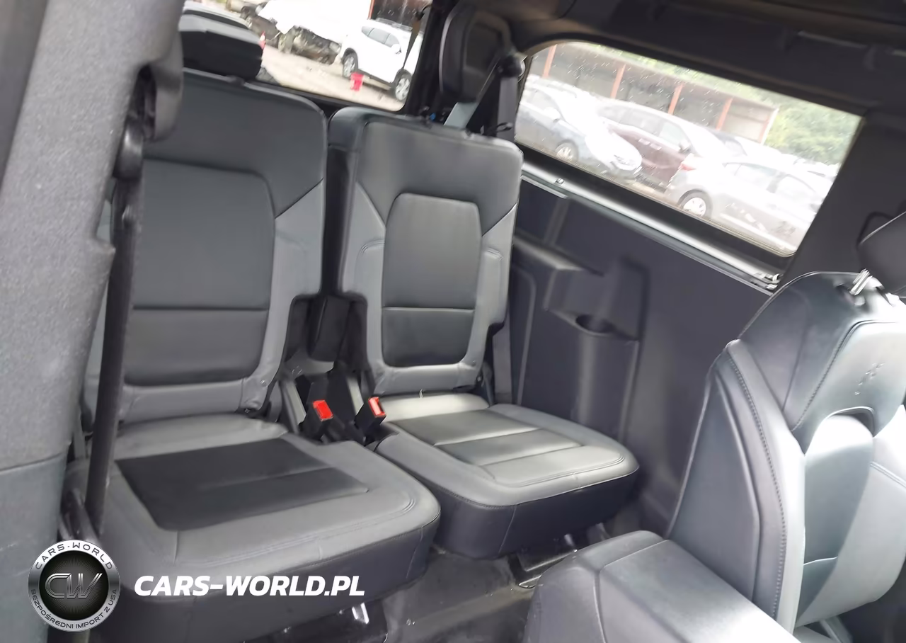 2022 Ford Bronco Black Diamond VIN:1FMDE5AH5NLB67153 - 8