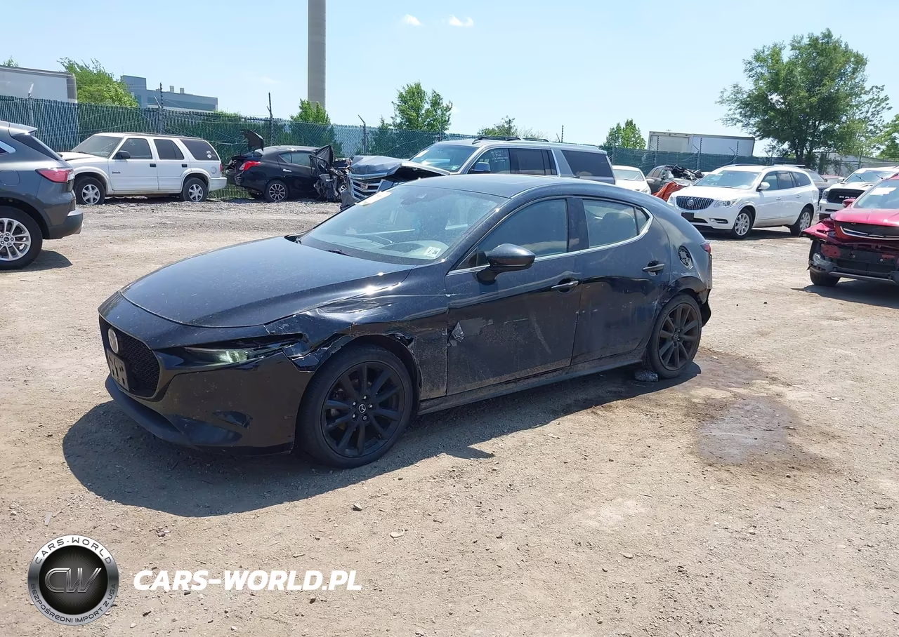 2021 Mazda Mazda3 Premium VIN:JM1BPAML7M1340065 - 2