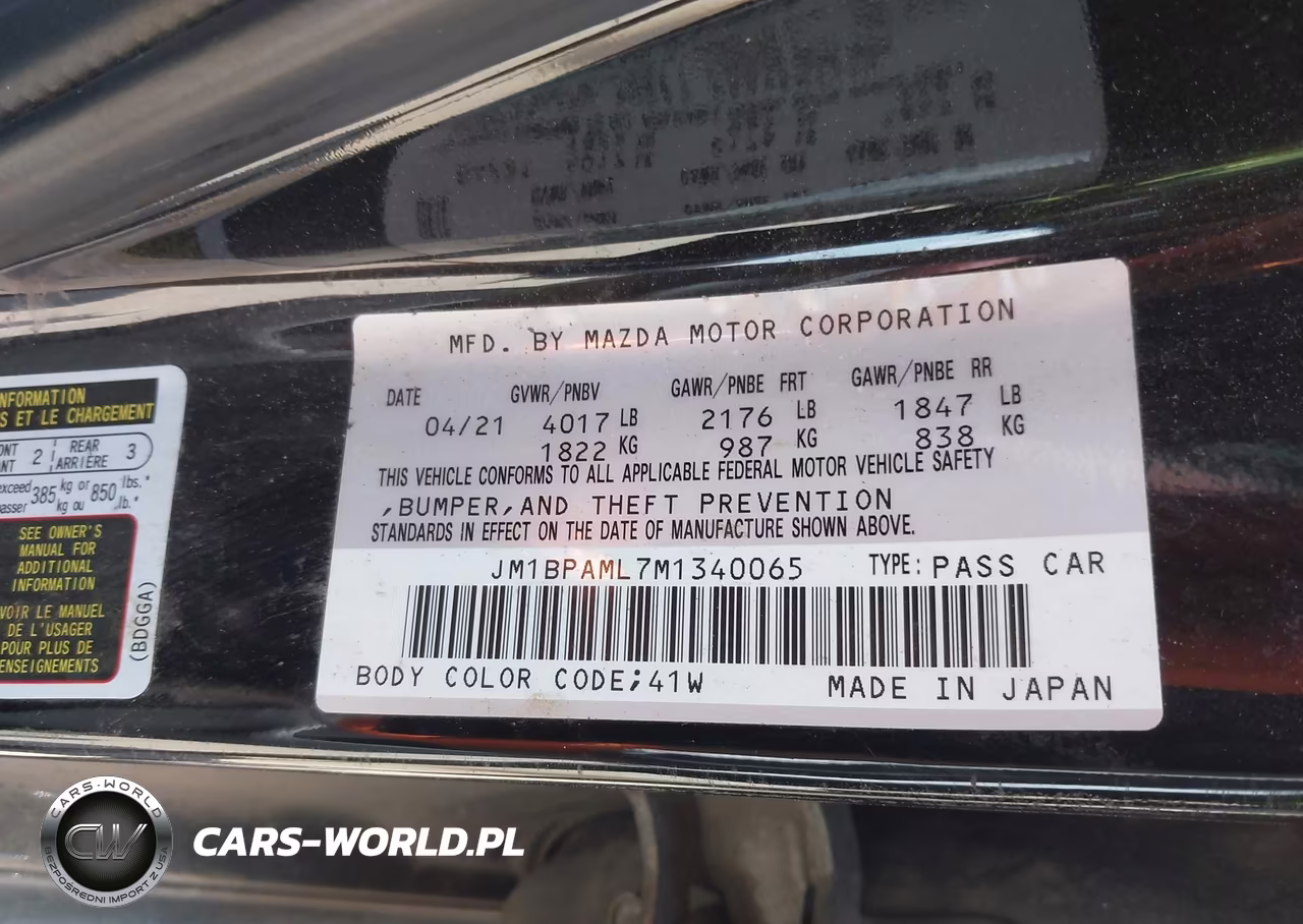 2021 Mazda Mazda3 Premium VIN:JM1BPAML7M1340065 - 9