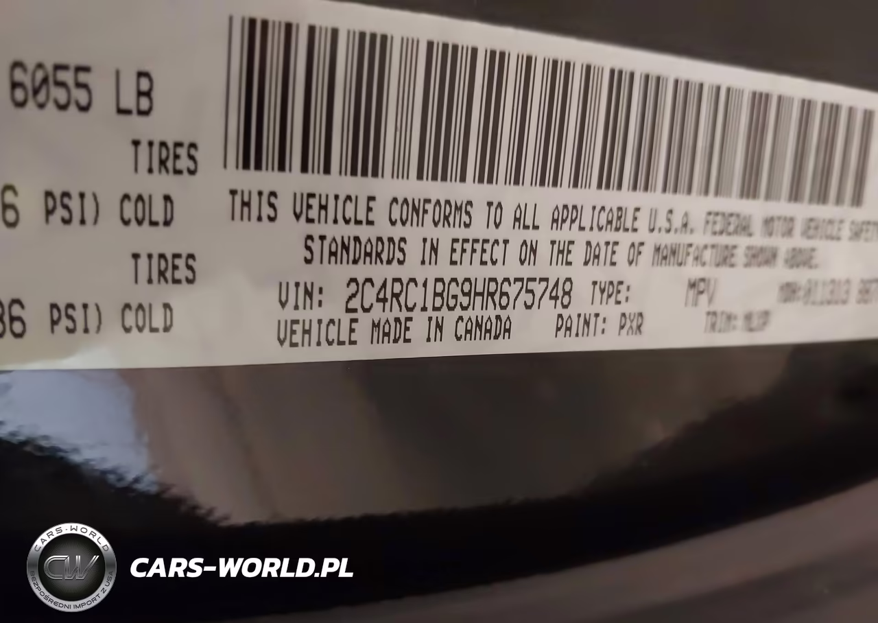 2017 Chrysler Pacifica Touring-L VIN:2C4RC1BG9HR675748 - 9