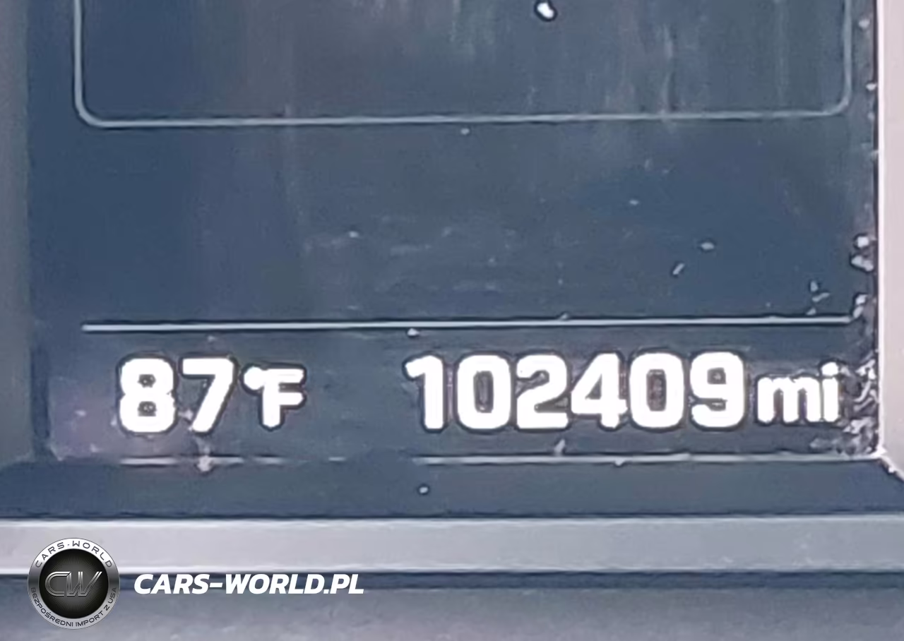 2018 Hyundai Santa Fe Sport 2.4L VIN:5XYZU3LB3JG500501 - 15