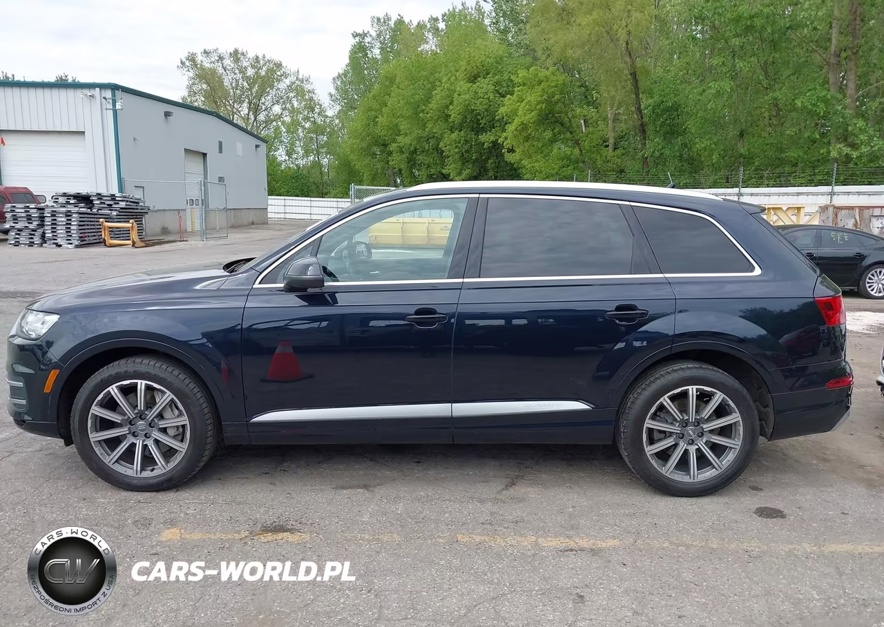 2018 Audi Q7 3.0T Premium VIN:WA1VAAF77JD018383 - 14