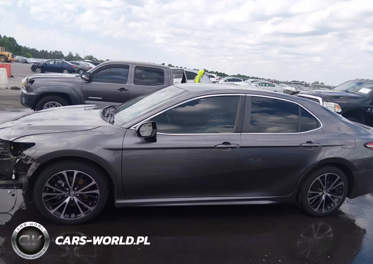 2018 Toyota Camry Se VIN:4T1B11HKXJU131170 - 14