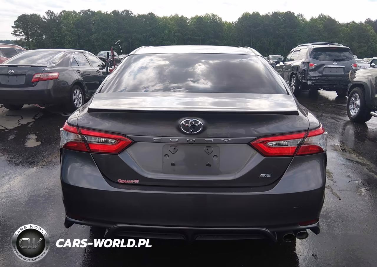 2018 Toyota Camry Se VIN:4T1B11HKXJU131170 - 16