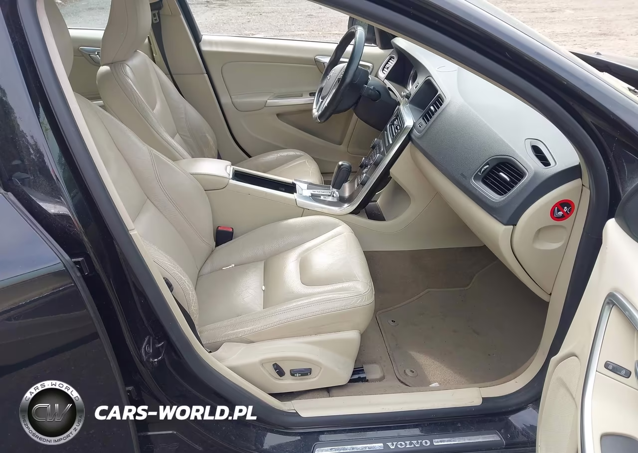 2012 Volvo S60 T5 VIN:YV1622FS3C2124498 - 5