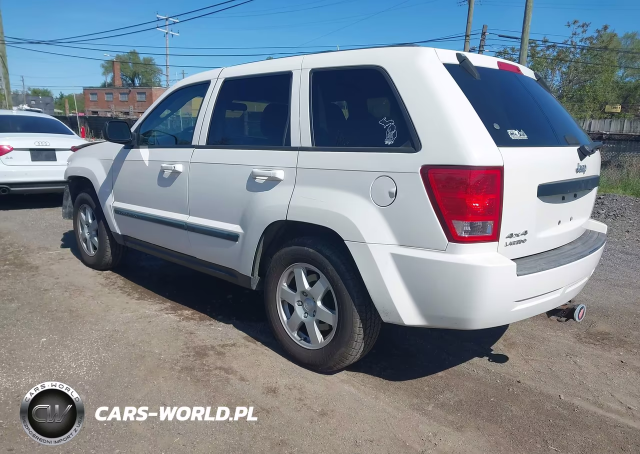 2008 Jeep Grand Cherokee Laredo VIN:1J8GR48K38C194138 - 3