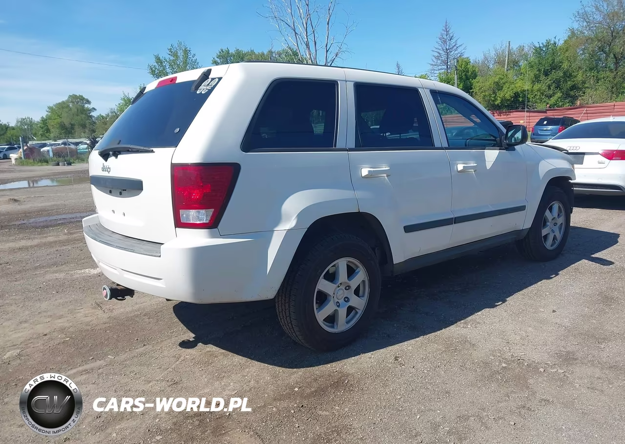 2008 Jeep Grand Cherokee Laredo VIN:1J8GR48K38C194138 - 4