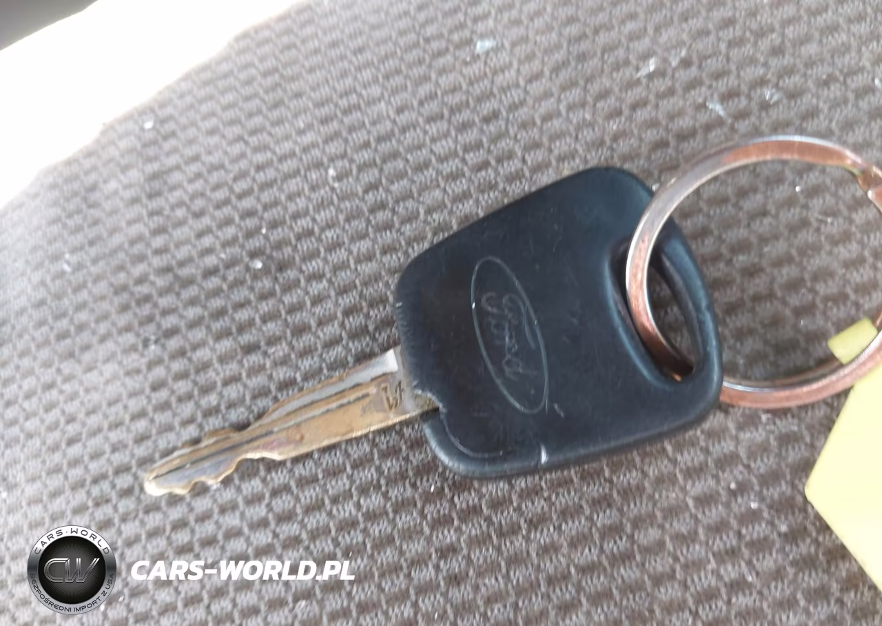 2002 Ford Focus Se VIN:1FAFP34PX2W233548 - 11