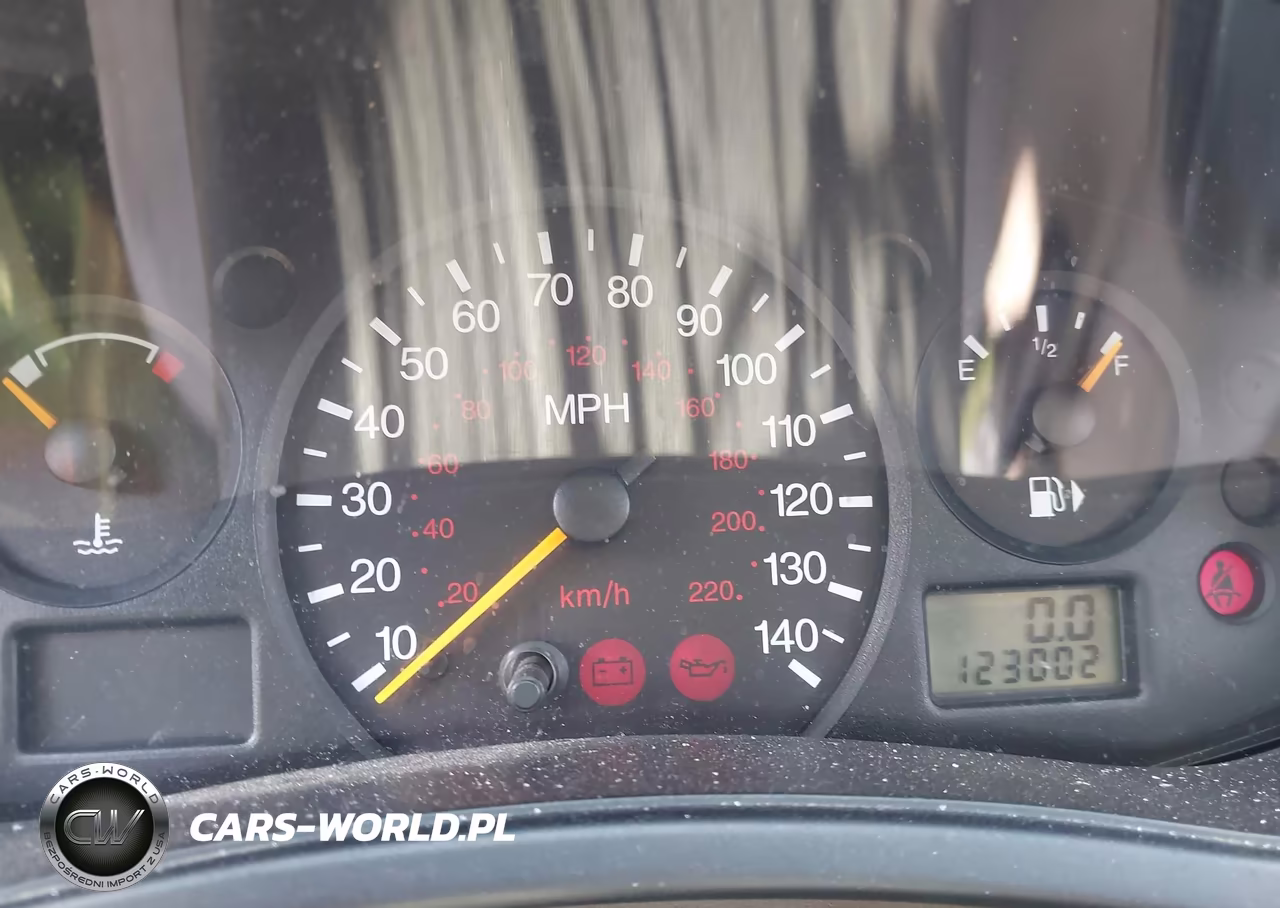 2002 Ford Focus Se VIN:1FAFP34PX2W233548 - 7