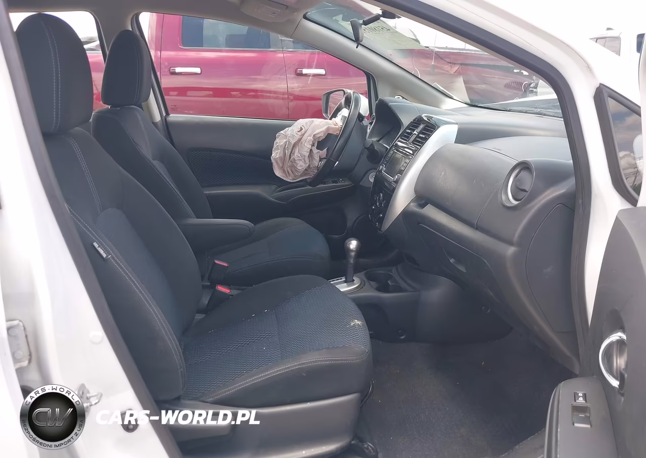 2016 Nissan Versa Note Sv VIN:3N1CE2CP2GL368182 - 5