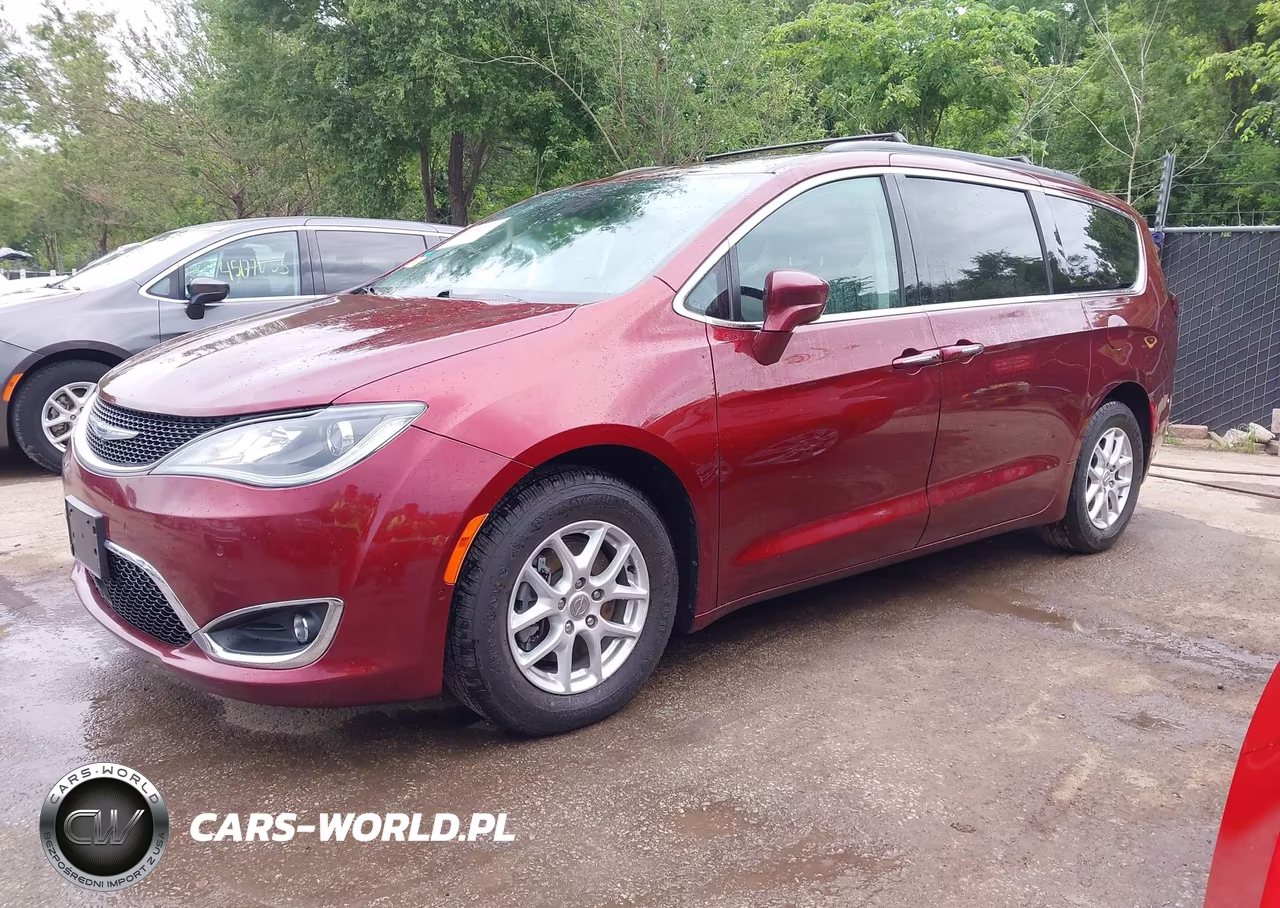 2020 Chrysler Pacifica Touring VIN:2C4RC1FG3LR190413 - 2