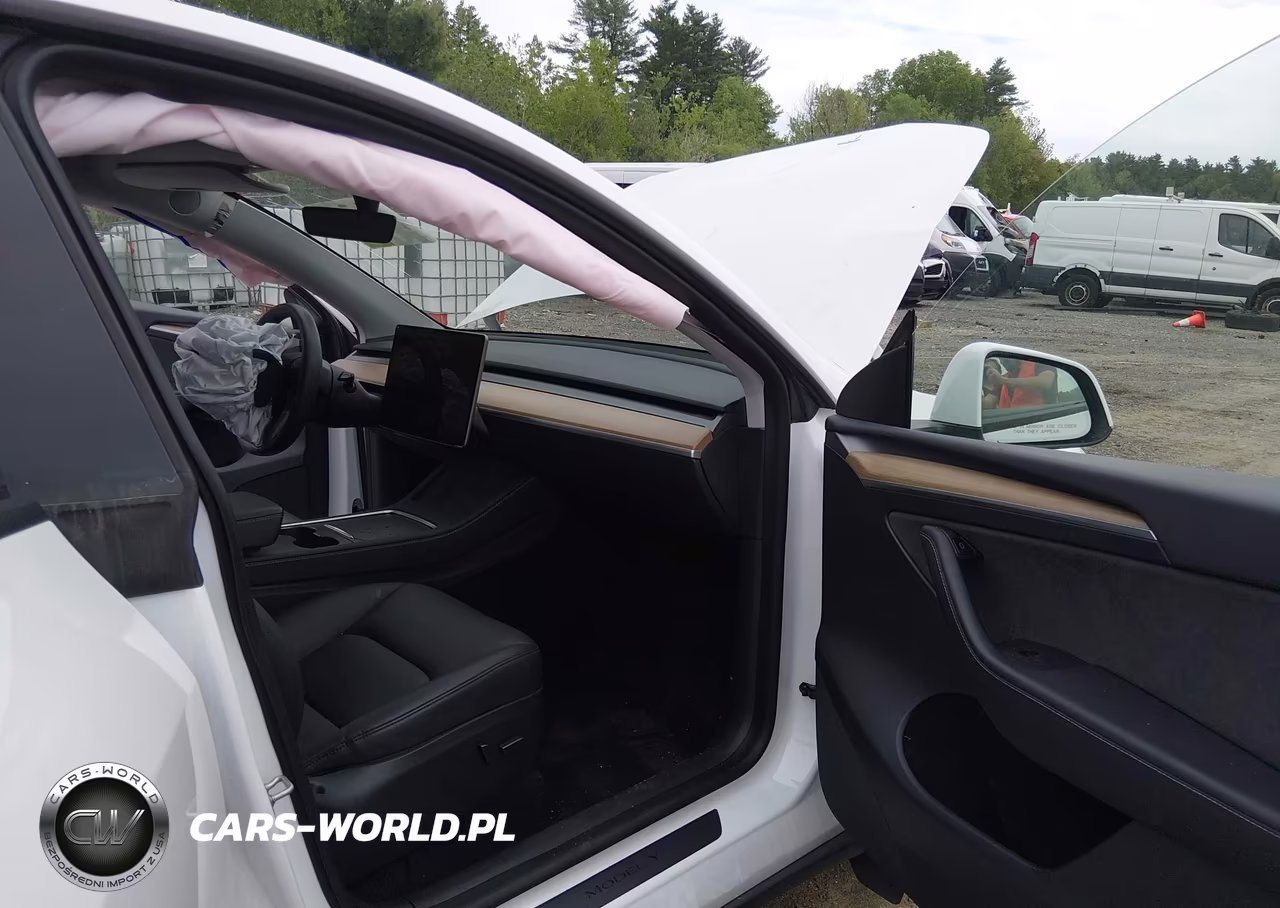 2023 Tesla Model Y Awd-Long Range Dual Motor All-Wheel Drive VIN:7SAYGDEE3PA057122 - 5
