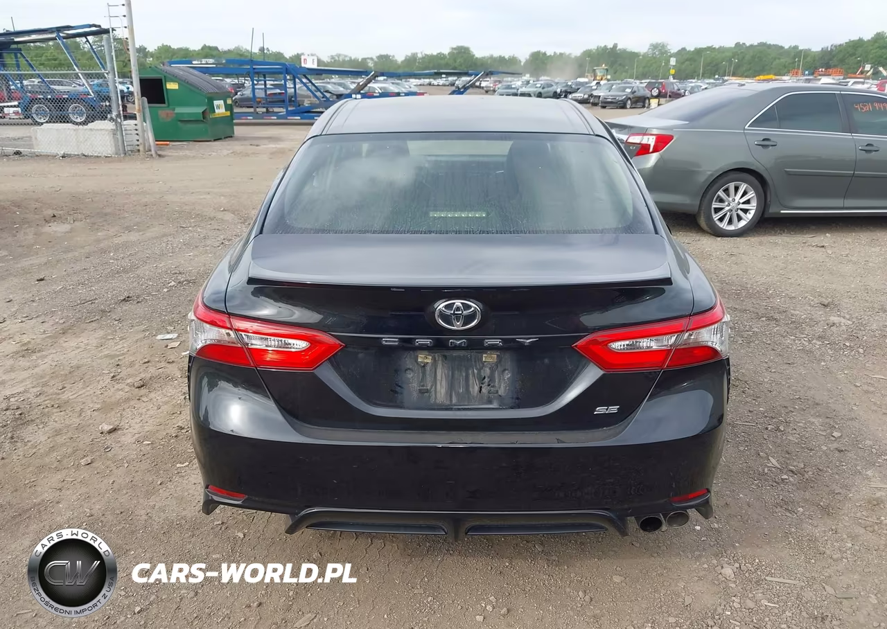 2018 Toyota Camry Se VIN:JTNB11HK5J3013582 - 16