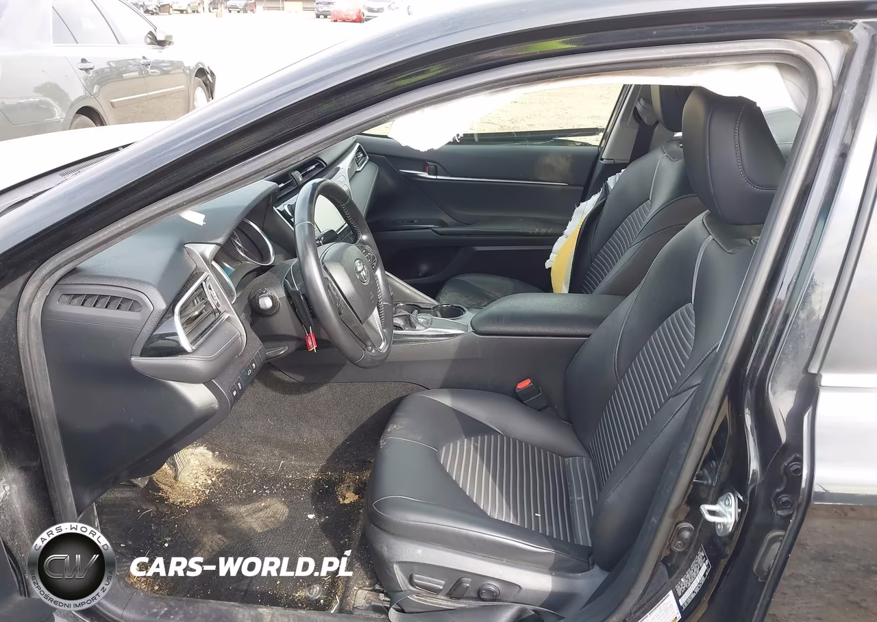 2018 Toyota Camry Se VIN:JTNB11HK5J3013582 - 5