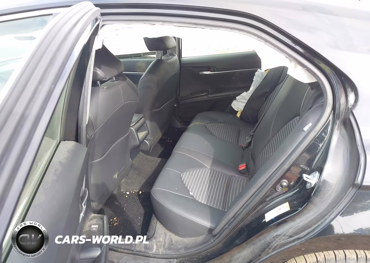 2018 Toyota Camry Se VIN:JTNB11HK5J3013582 - 8